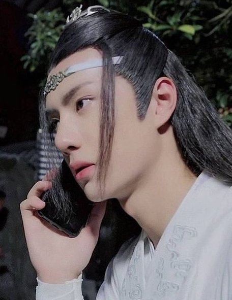 lwj-cellphone-copy.jpg